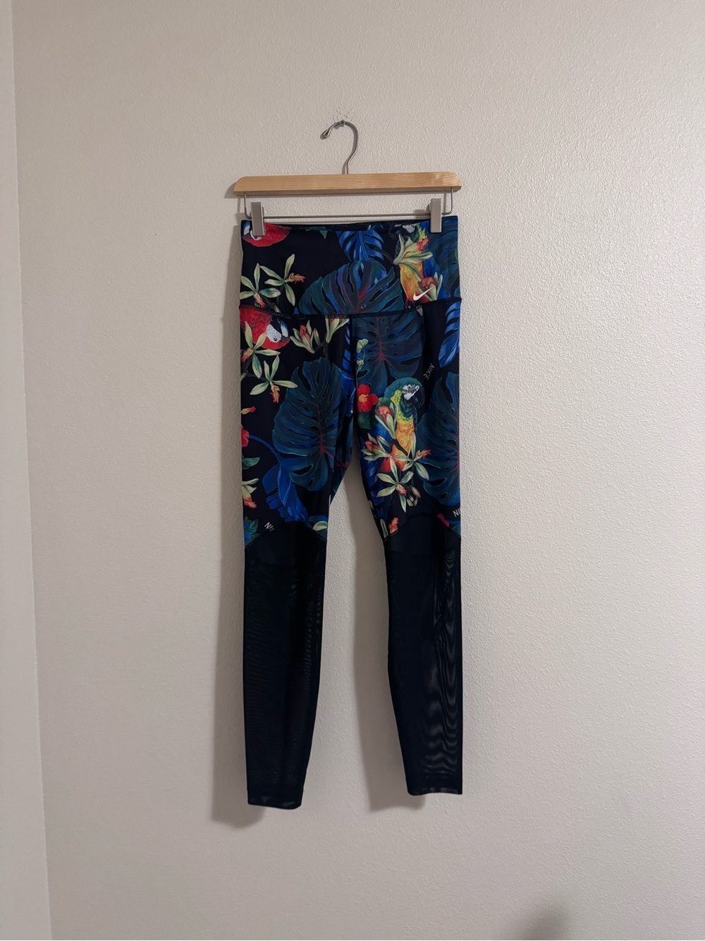 Nike Tropical Parrot Print Leggings